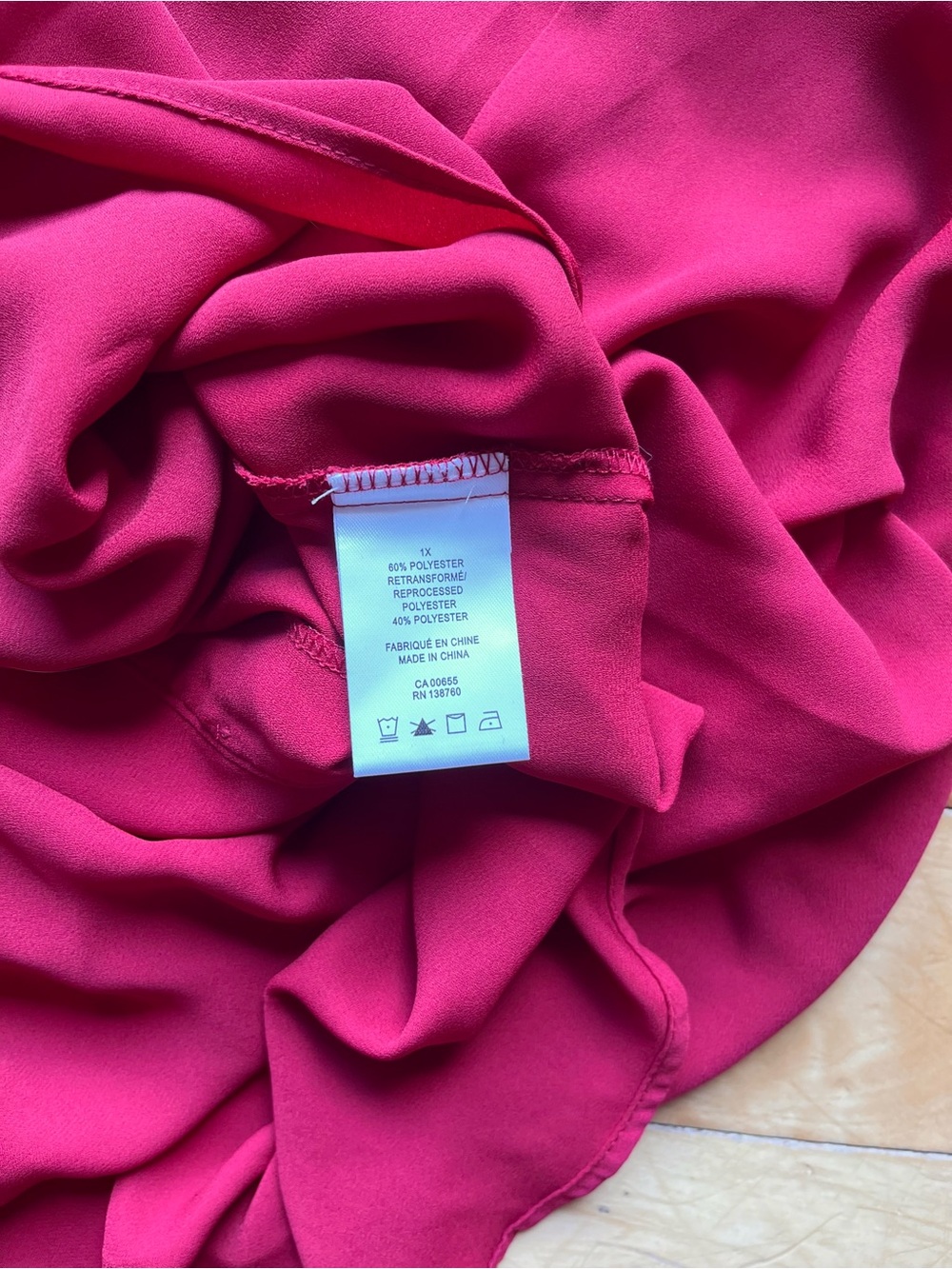 Penningtons Red Ruffle Front Blouse Long Sleeve Size 1X - Picture 5 of 7